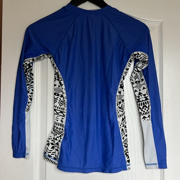 Rip Curl rash guard with zipper size small - Picture 7 of 7